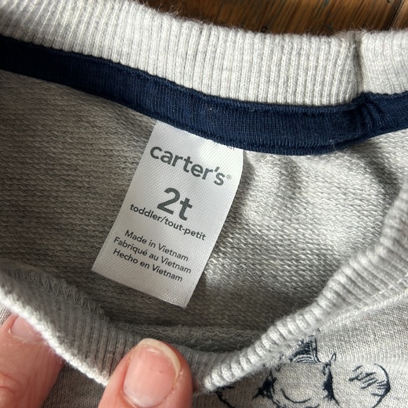 Carters Sweatshirt - Picture 2 of 6